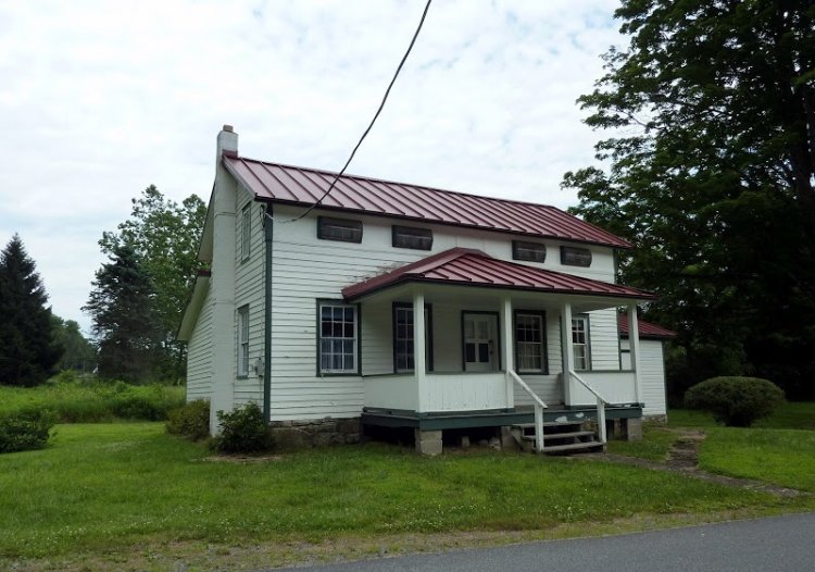 The ghost town Wallpack in Pennsylvania