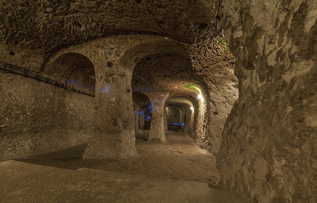 Derinkuyu: ancient multilevel underground city