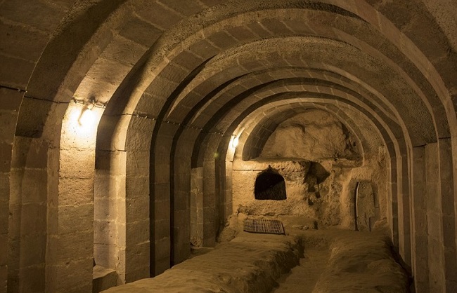 Derinkuyu: ancient multilevel underground city