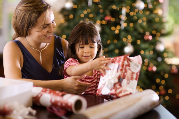 Autism Symptoms and Early Signs….? 10 Things You Can do to Help an Autism Family-Term Life